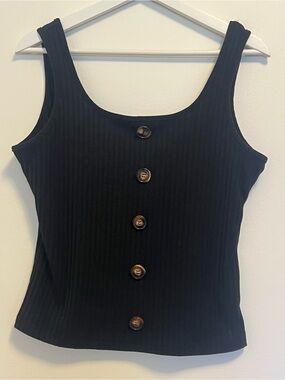 SHEIN Black Ribbed Tank Top with‎ Button Detail Sleeveless Top